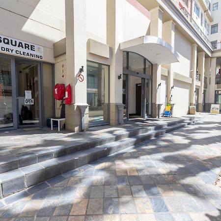 Apartamento The Square 135- Studio With Free Parking, Pool & Gym Access Ciudad del Cabo Exterior foto