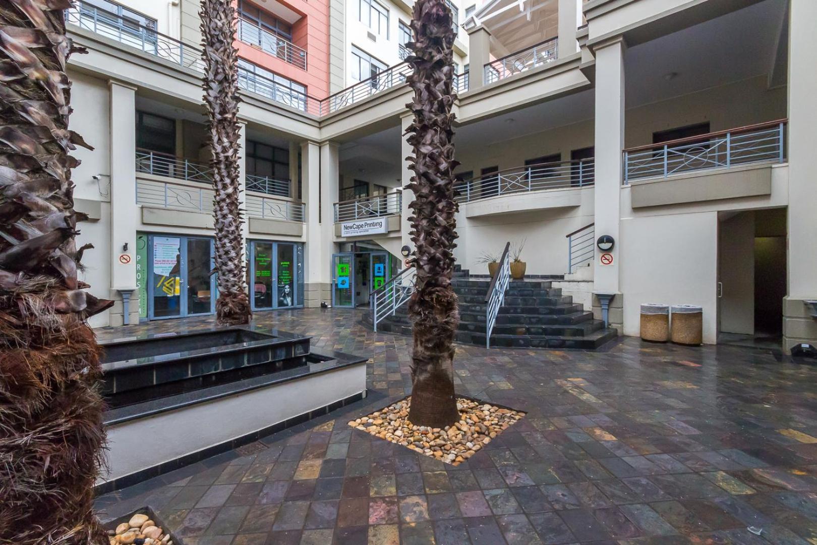 Apartamento The Square 135- Studio With Free Parking, Pool & Gym Access Ciudad del Cabo Exterior foto