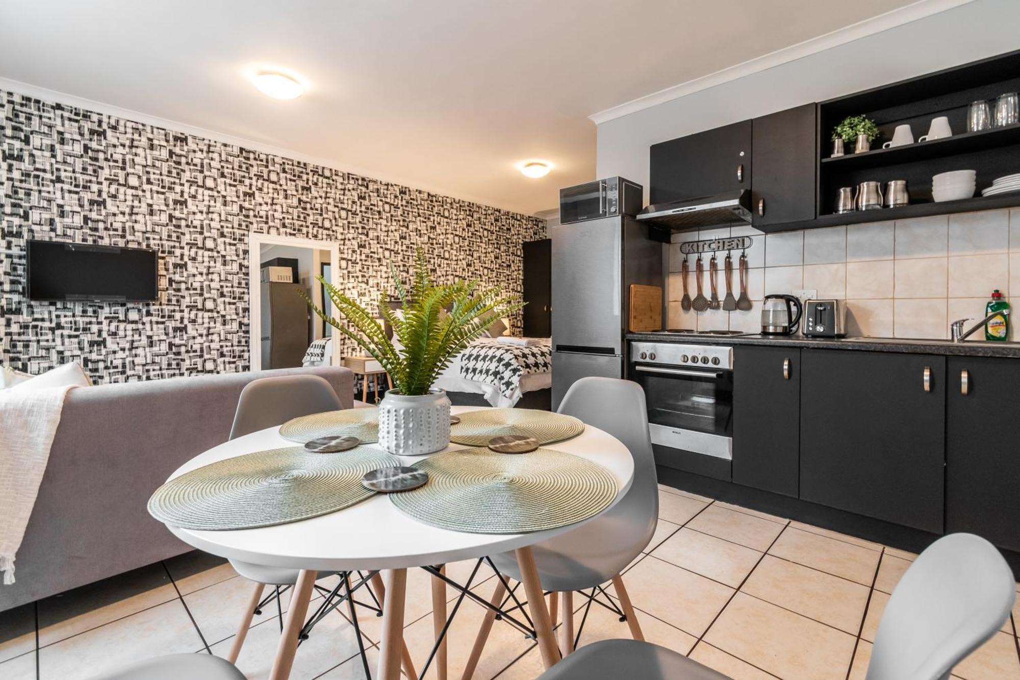 Apartamento The Square 135- Studio With Free Parking, Pool & Gym Access Ciudad del Cabo Exterior foto