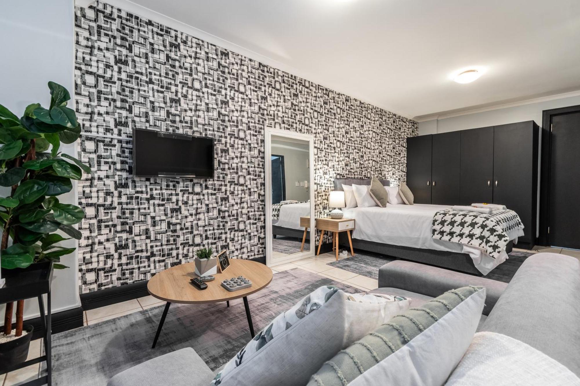Apartamento The Square 135- Studio With Free Parking, Pool & Gym Access Ciudad del Cabo Exterior foto